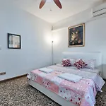 Mahdi Venice Apartment