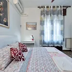 Mahdi Venice Apartment